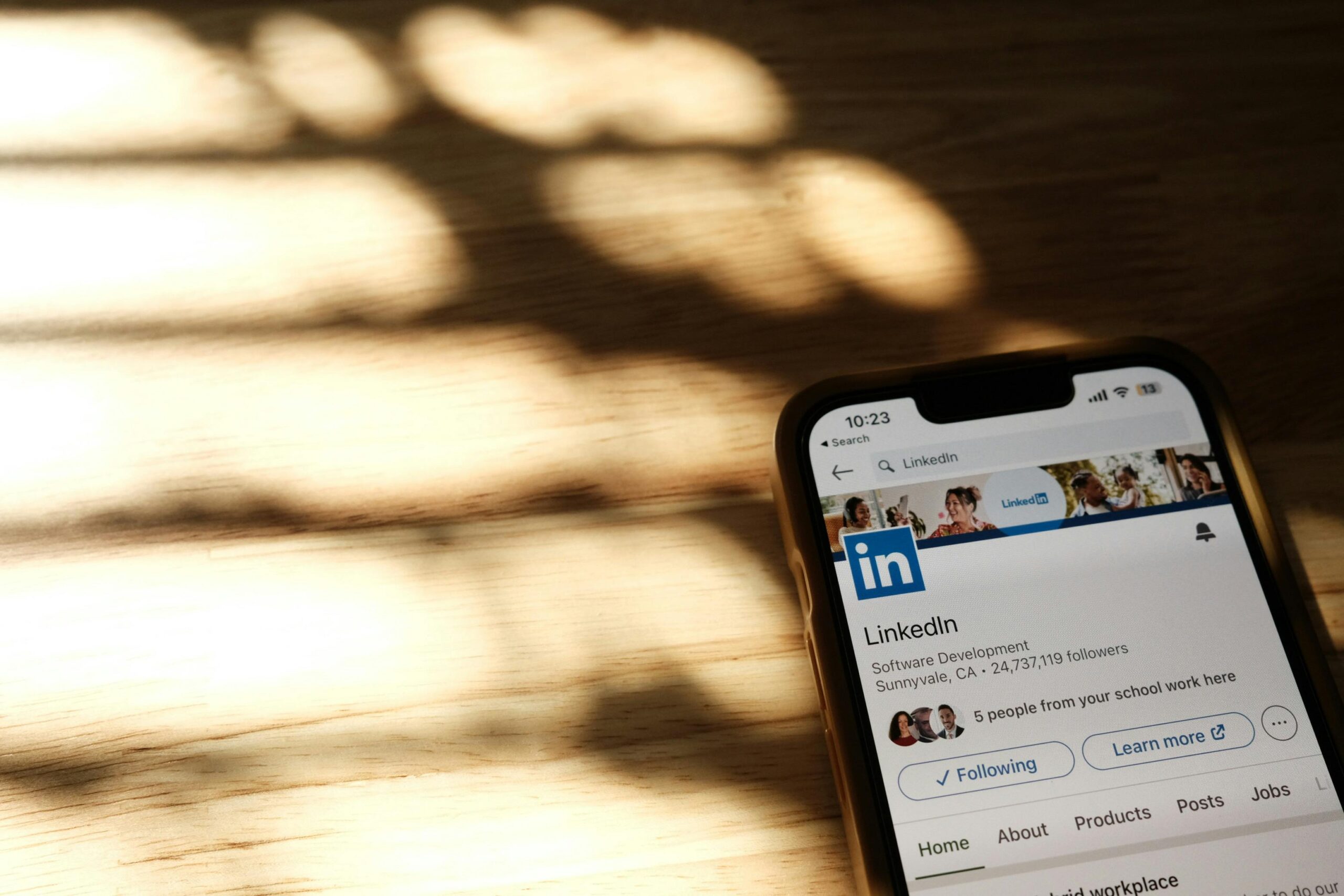 phone with LinkedIn openned
